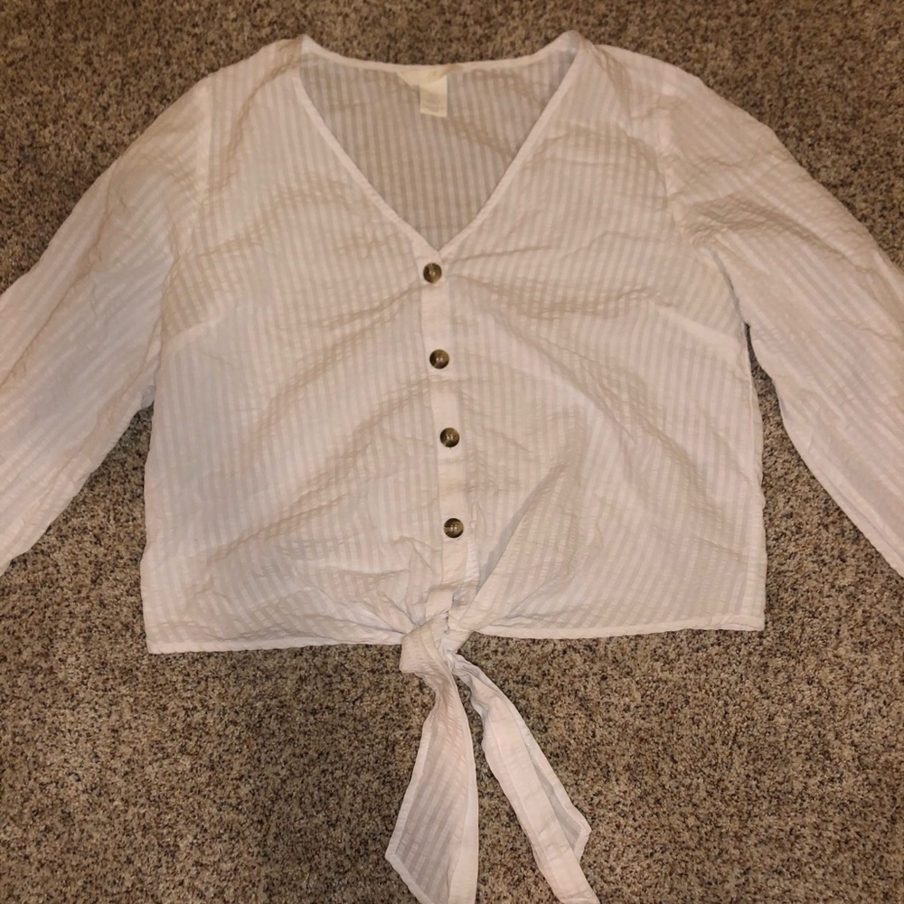 Cropped tie blouse